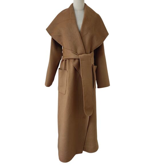 Helsa The Throw Coat - Picture 7 of 12